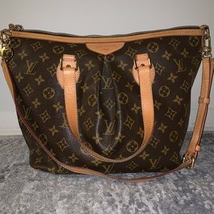 Louis Vuitton Handbag. Palermo PM.